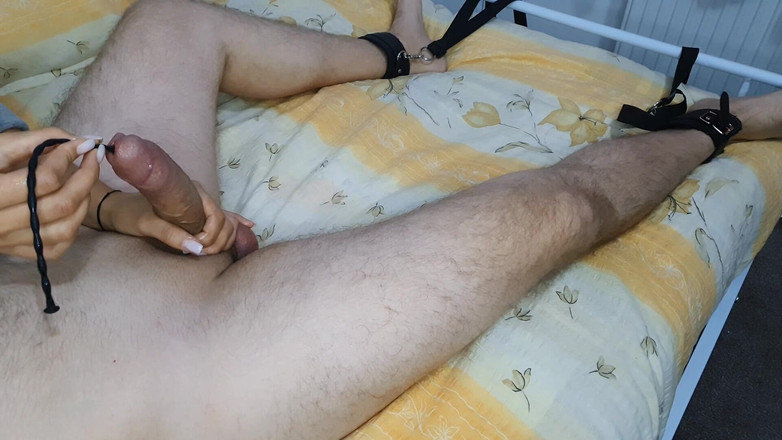 badkittyB: 1 hodinová kompilace femdom uretrální zvuk, vkládání ptáka, CBT, výstřik