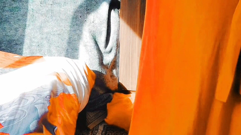 Kitty_Cross: Lebih jarang pakai baju, lebih enak