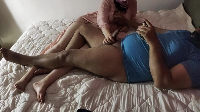 Basant: Couple Wife Arab Big Titis