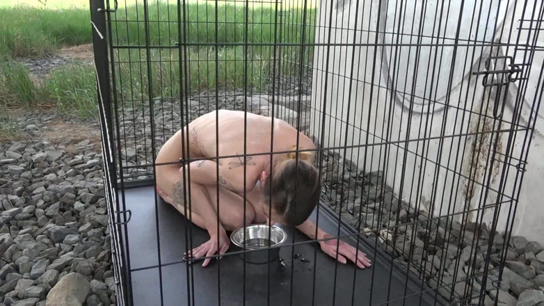 Femdom Austria: Exposed in the public pillory cage!