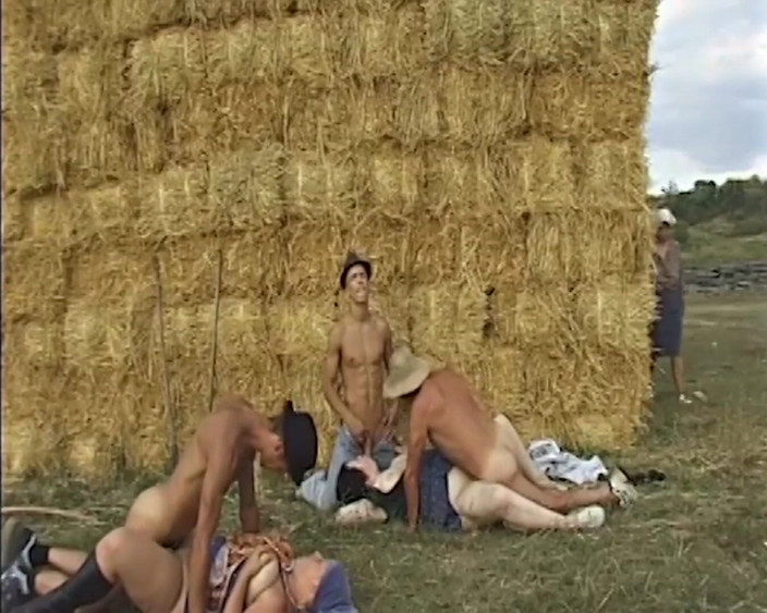 BBW Zone: Bbw orgy taking place outside