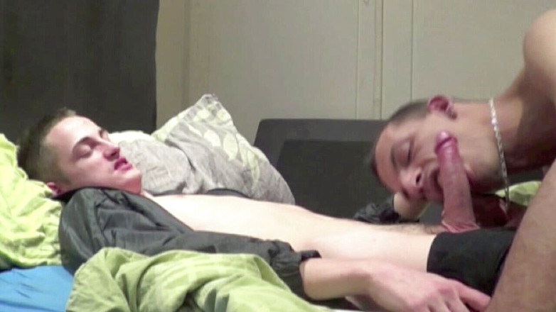 Sneaker gay: 托尼操了一个喜欢恋物癖的直男twwink