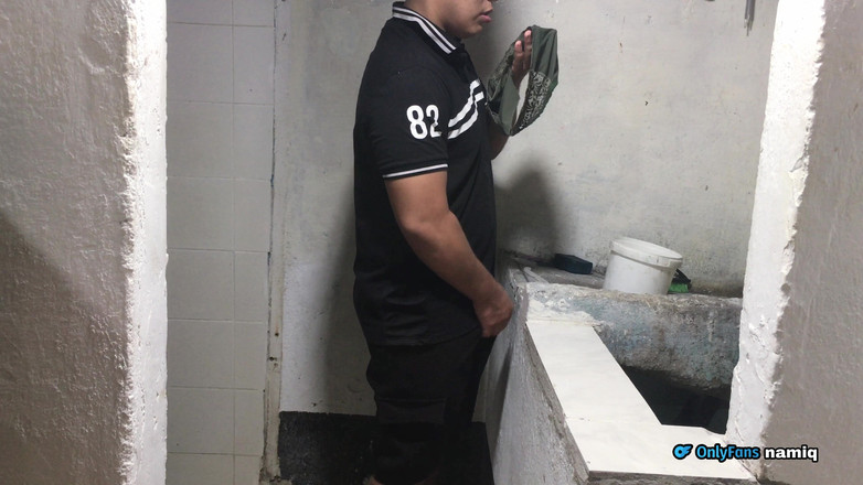 Rorono4zhot: 내 배다른 여동생이 그녀의 속옷으로 나를 놀라게하고, 깨워서 섹스하고 싶어