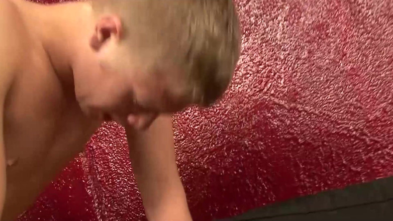 SEXUAL SIN GAY: Tvrdí chlapi scéna - dva přátelé Twink si užívají šukání zadků, dokud...