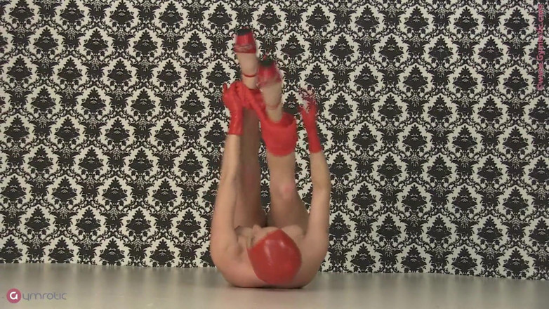 Watch4fetish: Fetisch Gummi Outfit