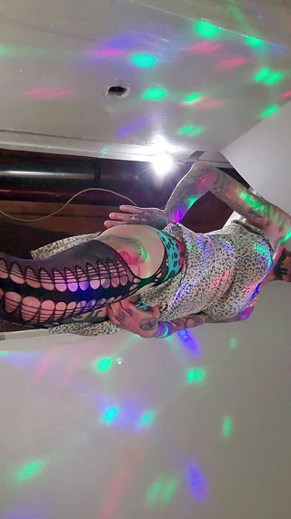 JennieLynn: Czas na chwalebną dziurę