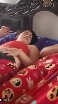 Melancap di sebelah kawan saya yang berehat!