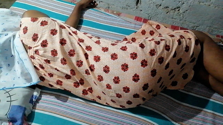 Sweety In Bed: En ateşli yaratıcı ile gece geç saatlerde en güzel mükemmel...