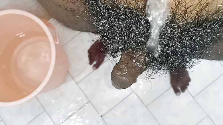 Lovely rose adit: Trải nghiệm Kamasutra với bài hát và xà phòng