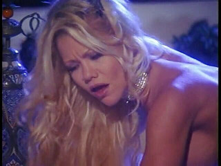 Pound Me Outside: Randy, blondes schätzchen unter nachtbedeckung gefickt