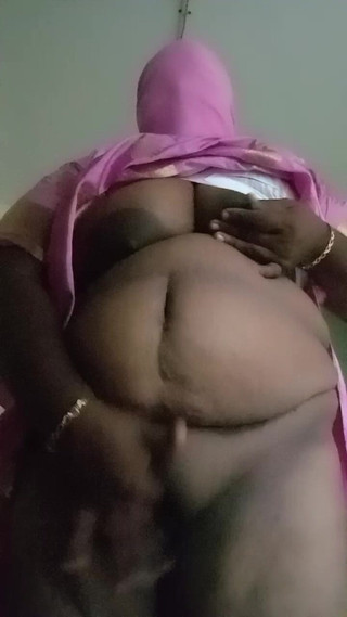 Bedroom: La casalinga in camera da letto cambia i video delle...