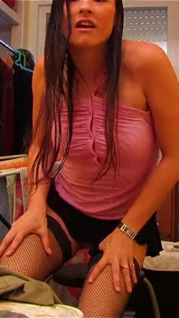 Alyssa Hiding and Wanking on Cam