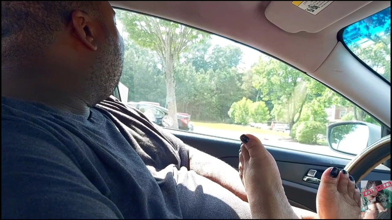 Foot Patrol: Mz jersey onora il mio compleanno dando il suo carnoso...