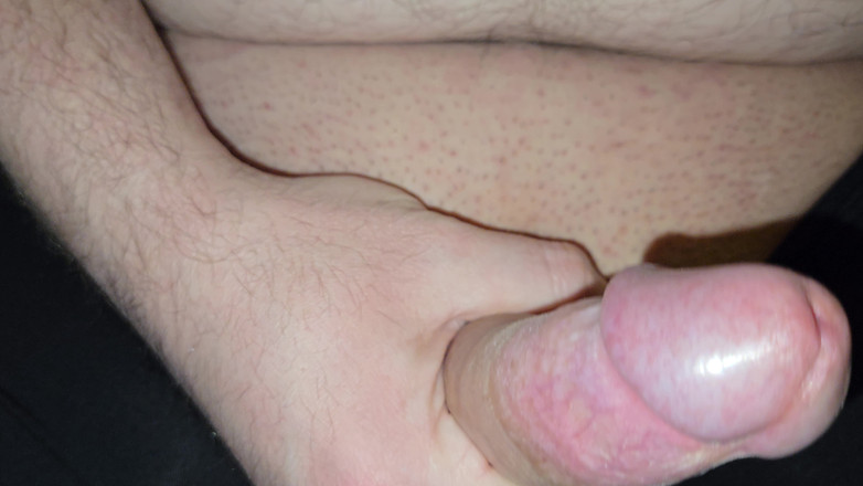 AssPlayLove: 자지를 빨고 쓰다듬는