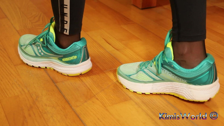 KimisWorld: Nylonfüße Nach Dem Sneaker-workout