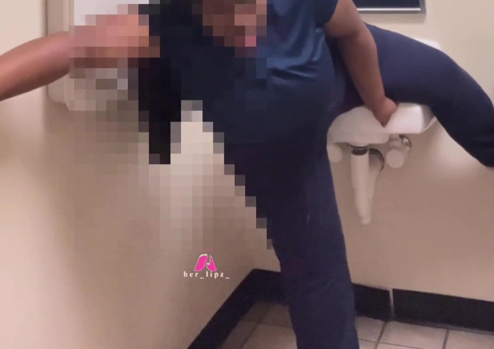 Anye Meshell: Ahhh... ghostface jest przy drzwiach!