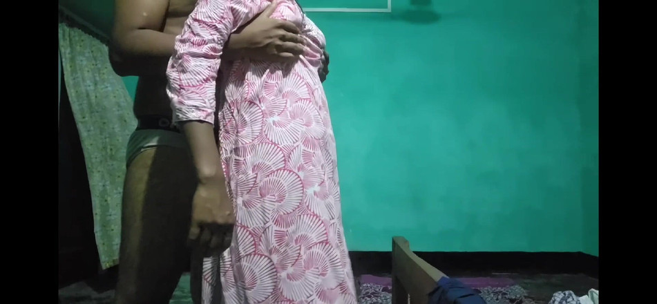 SafeRosebush8: Seks z moją nową dziewczyną