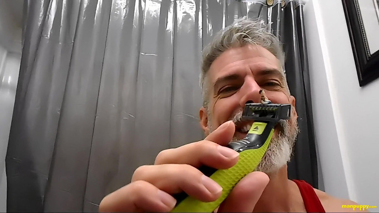 Man Puppy: Sana tıraş olmayı öğretiyor - baba dev 8