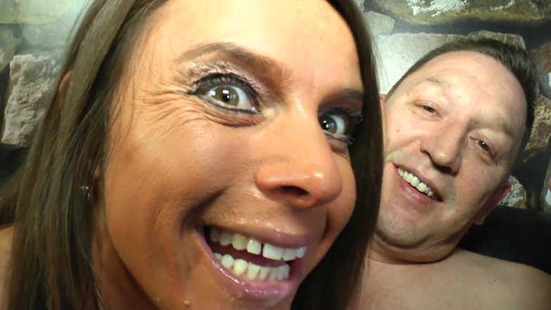 King Of Amateur: Susi the MILF and Her Friends