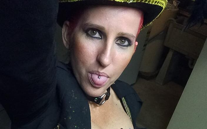 AmethystAngel: 总是饥渴，喜欢玩！