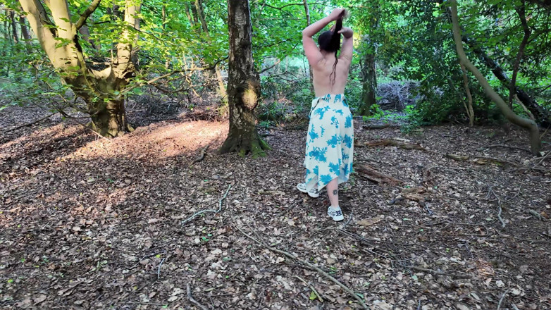 Mr D and Miss C: Anal Sex Outdoor Getting My Ass Fucked in the Woods