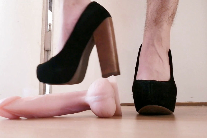 The Antichristrix: Platform high heels CBT