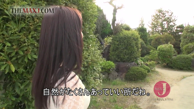 Asian happy ending: Seksowna azjatycka laska ssie kutasa w akcji POV