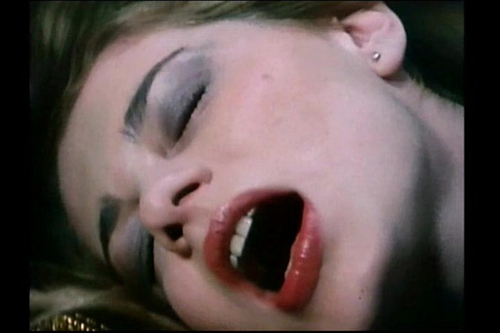 Bisco Birchwood Productions: 프랑스 젖가즘