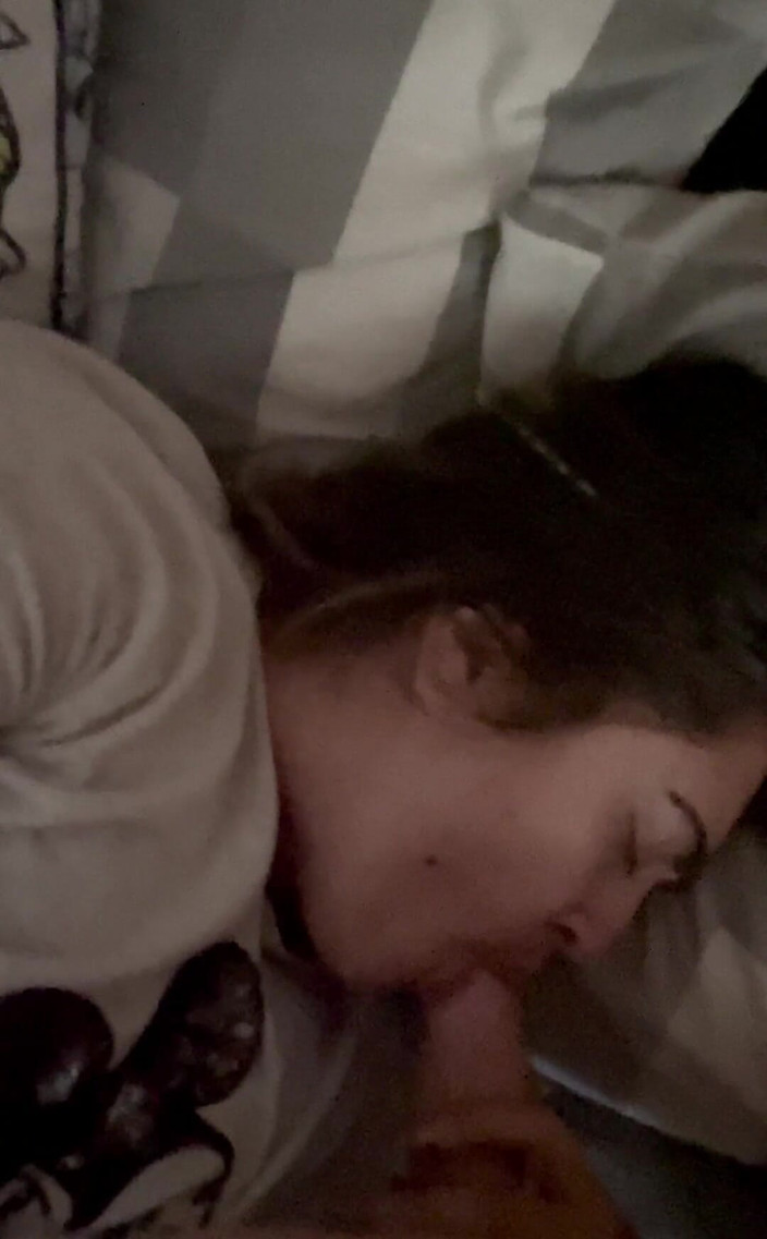 Filthy British Couple: Juste moi qui suce une bite et parle de la...