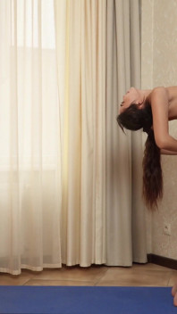Asian Teen Contortionist First Time on Video