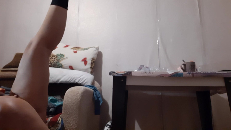 Lesbian-candys: Tôi xuất tinh trong quần lót ướt át bẩn thỉu và cô ấy...