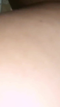 Ragazza marocchina di 19 anni