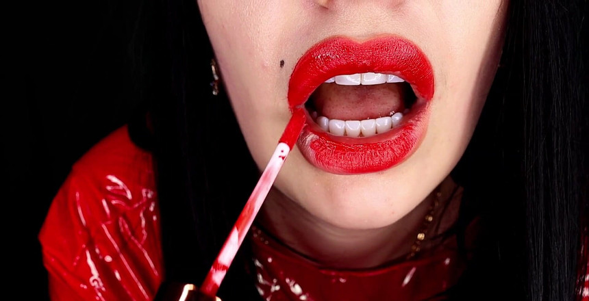 Goddess Misha Goldy: Red Mesmerizing Lips JOI