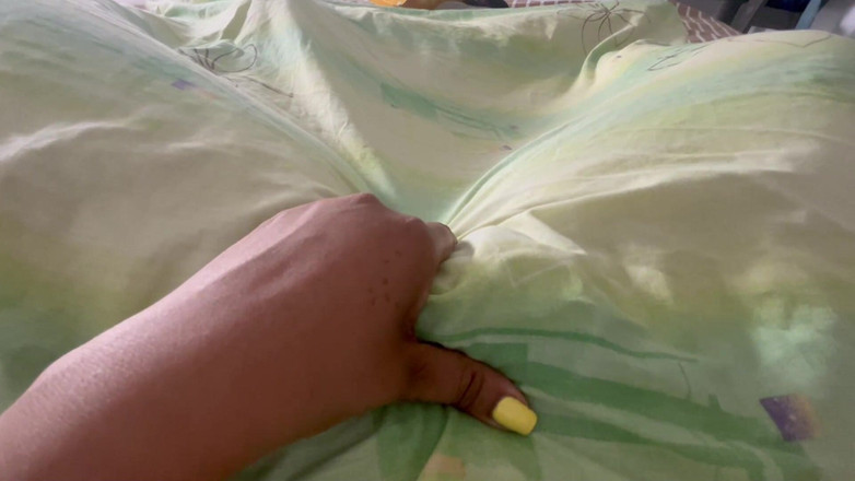 pampammedallo: 퇴근 후 자위하는 간호사