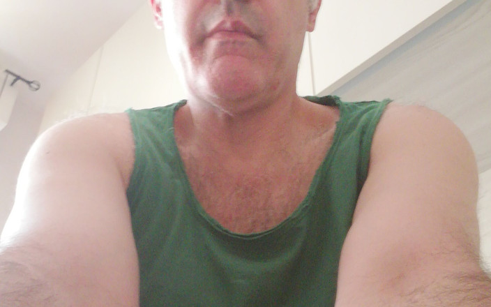 Setesesso7: Yarağına zevkle masaj yapmak ve çok boşalmak için talimatlar