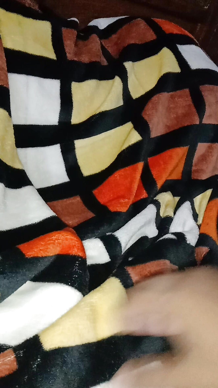 House 3: ホットでダシの妻が寝室でファック