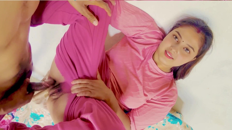 Fuckkkker: Chica india del pueblo follando duro en casa, gran polla...