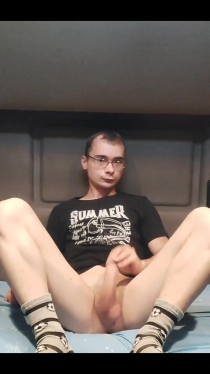 The college boy: Любительський хлопець мастурбує