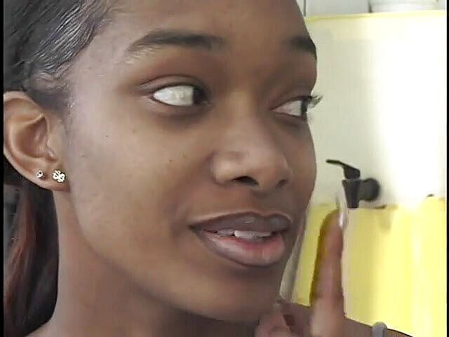 Best Butts: 黒檀の赤ん坊は彼女の先生のためにすべてをしています