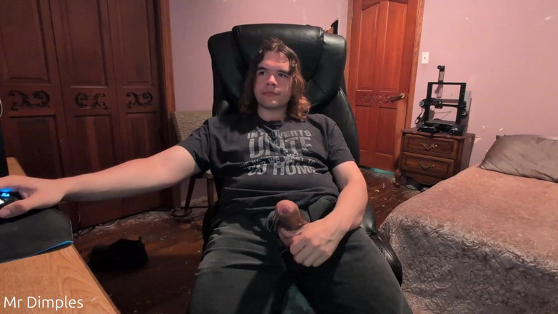 Mr Dimples: 나는 브라우징하는 동안 정말 발정난!