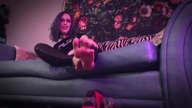 Miss Faith Rae: Caged for Miss Faith Rae's feet