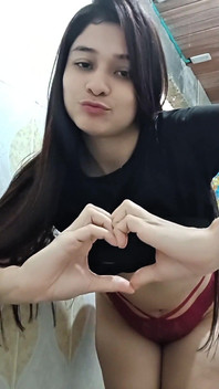 Porn Actress Shows Her Big Ass