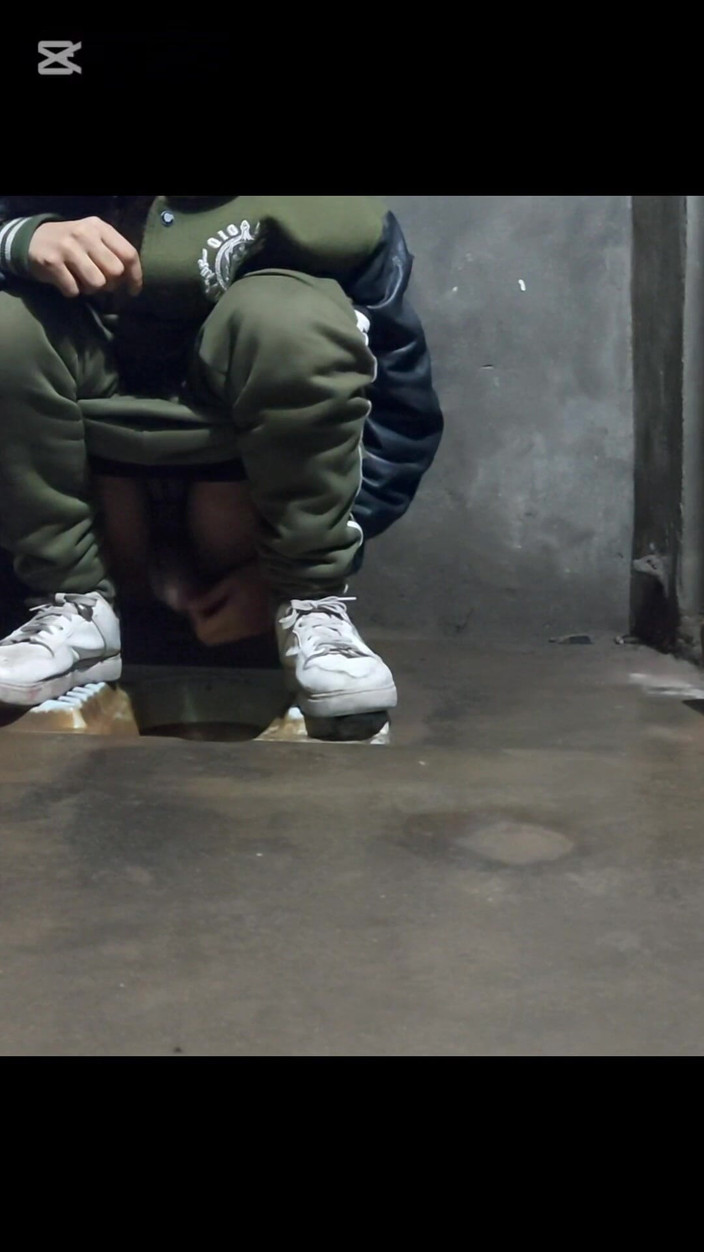 Zaid Valen: Pakistanischer junge in der badezimmer-toilette fingert