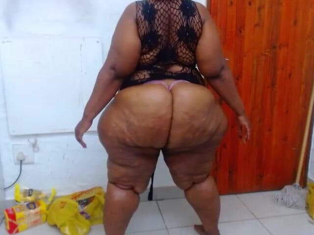 Big black clapping booties: Jack off to My Massive BBW Ass, Episode 1002