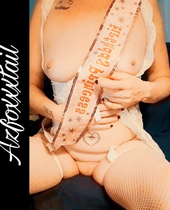 AzFoxxxTailPhelicia: Geburtstag-spielzeit 4