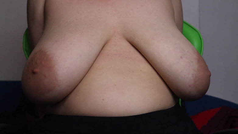 Lena Rose: Lena oiling her big natural boobs with big areolas