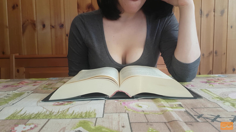 Unlimited Orgasm: Kesusasteraan histerikal Yumi Dia tidak boleh membaca lagi dan memancut...