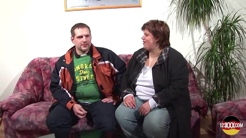 123XXX - 100% Amateurs: BBW and Her Partner Love the Place and Would Do...