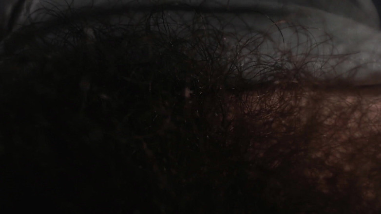 Hunky time: Alpha med läderhandskar dominerar