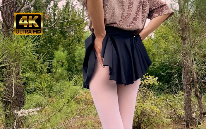 Shiny teens: 799 White Pantyhose in the Forest